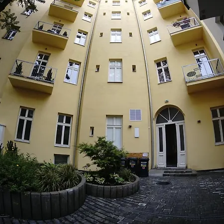 420welcome.inn Apartment